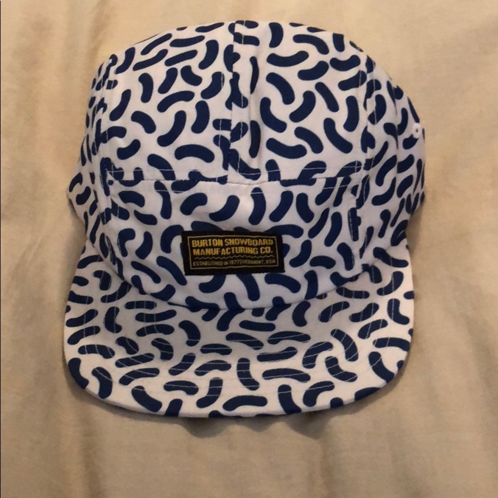 5 panel burton hat